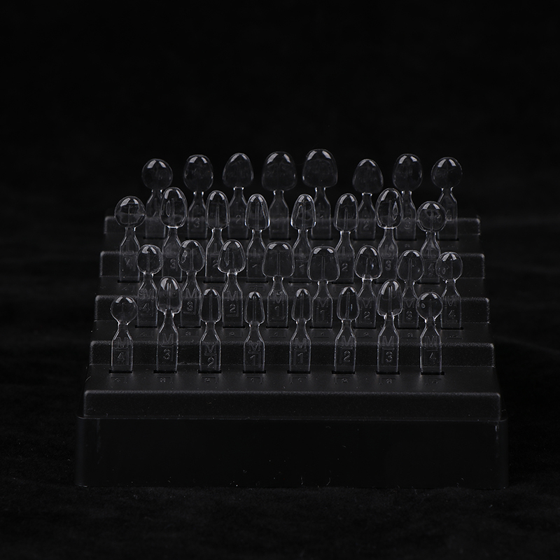 Kit di 32 Stampi per Faccette  - Teeth Whitening Moulds recensione e prezzo
